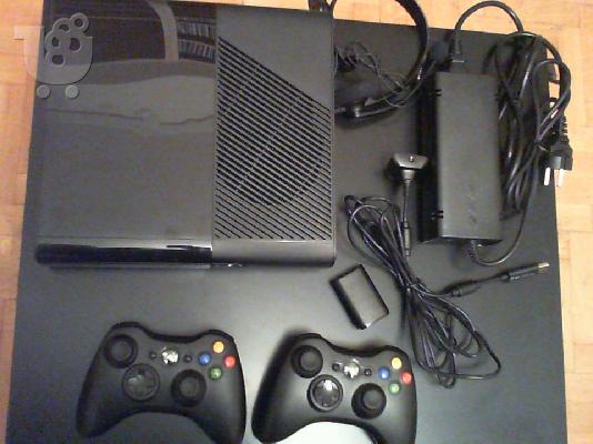 XBOX 360E-250GB -2 wireless controllers-1 charge and play kit-12 paixnidia-xbox headset - ...